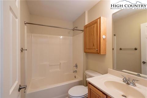 281 Hillside Oaks Dr, Jefferson, NC 28640 photo 14