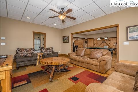 381 Cloud Spring Dr, Sugar Mountain, NC 28604 photo 32