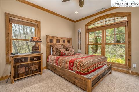 381 Cloud Spring Dr, Sugar Mountain, NC 28604 photo 30