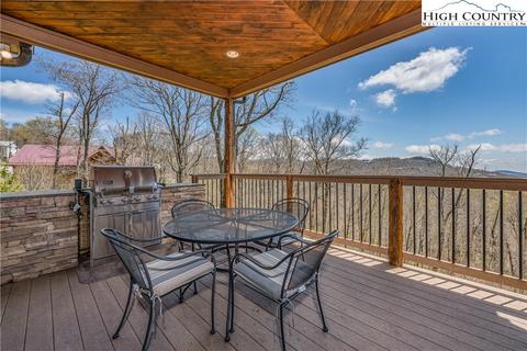 381 Cloud Spring Dr, Sugar Mountain, NC 28604 photo 17
