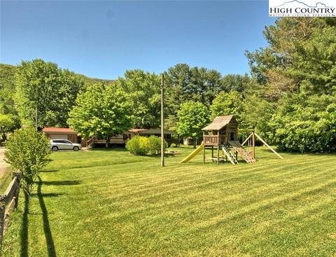 160 Phoenix Dr, Lansing, NC 28643 photo 6