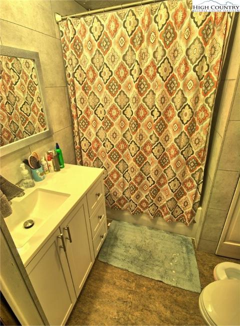 160 Phoenix Dr, Lansing, NC 28643 photo 21