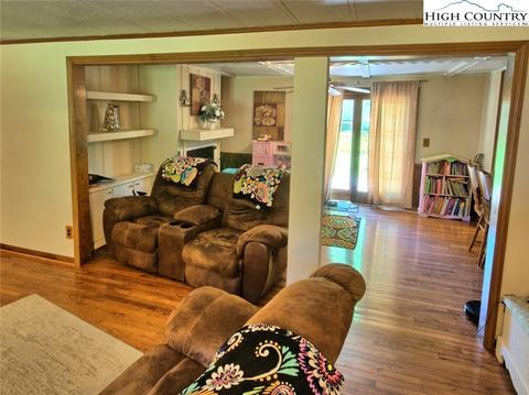 160 Phoenix Dr, Lansing, NC 28643 photo 10