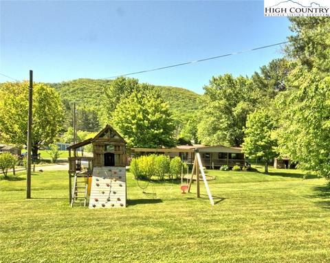 160 Phoenix Dr, Lansing, NC 28643 photo 7