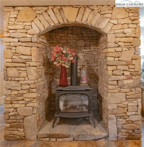 435 Stoney Fork Rd, Deep Gap, NC 28618 photo 27