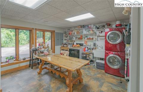 435 Stoney Fork Rd, Deep Gap, NC 28618 photo 32