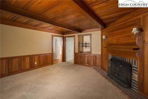 385 Kellwood Dr, Boone, NC 28607 photo 11