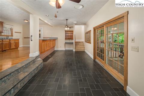 385 Kellwood Dr, Boone, NC 28607 photo 8