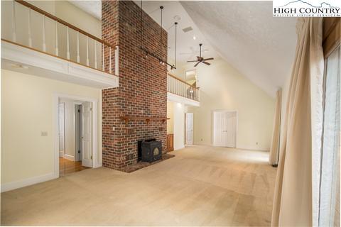385 Kellwood Dr, Boone, NC 28607 photo 12
