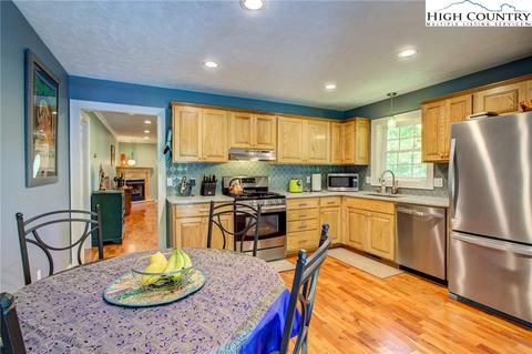 184 Daydreams Ln, Deep Gap, NC 28618 photo 20