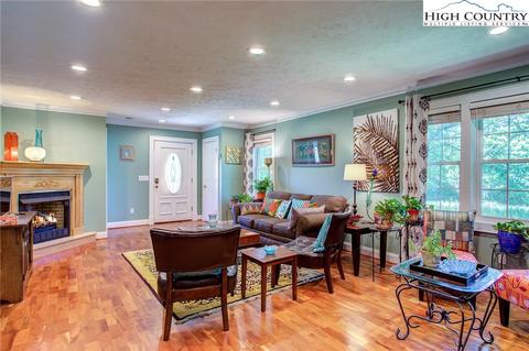 184 Daydreams Ln, Deep Gap, NC 28618 photo 9