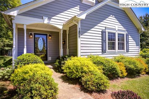 184 Daydreams Ln, Deep Gap, NC 28618 photo 3
