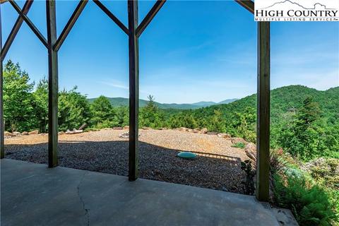 118 White Tail Trl, Purlear, NC 28665 photo 10