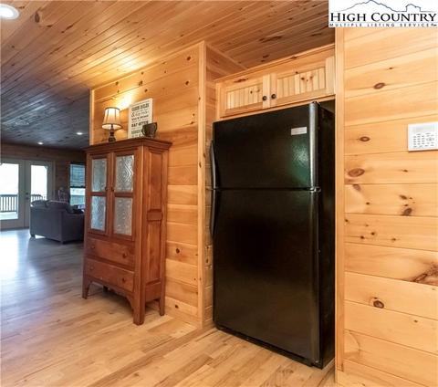 118 White Tail Trl, Purlear, NC 28665 photo 18