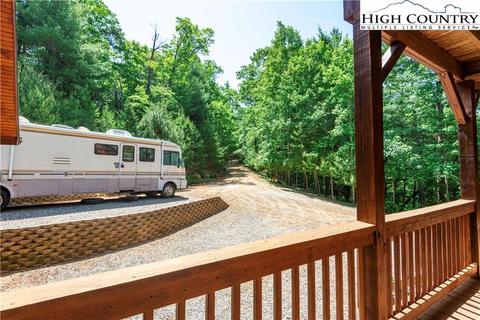 118 White Tail Trl, Purlear, NC 28665 photo 8