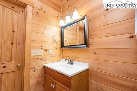 118 White Tail Trl, Purlear, NC 28665 photo 36