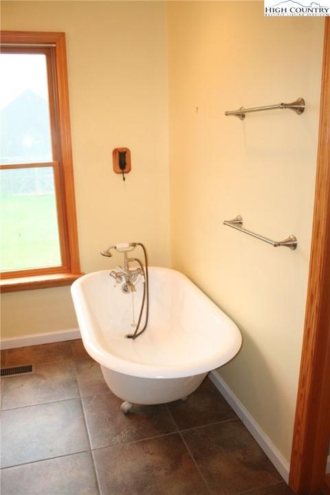 2312 Ebenezer Rd, Jefferson, NC 28640 photo 22