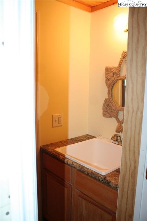 2312 Ebenezer Rd, Jefferson, NC 28640 photo 33
