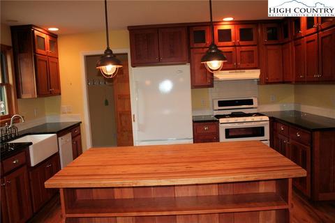2312 Ebenezer Rd, Jefferson, NC 28640 photo 14