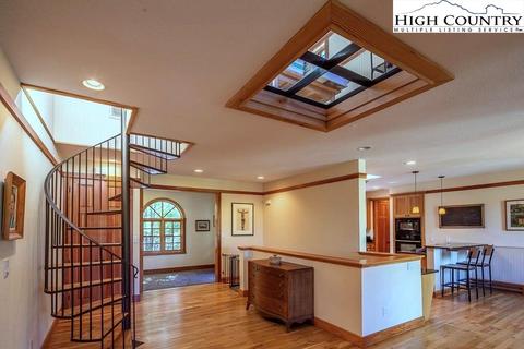 253 N Kinsale Dr, Boone, NC 28607 photo 8