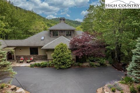 253 N Kinsale Dr, Boone, NC 28607 photo 2