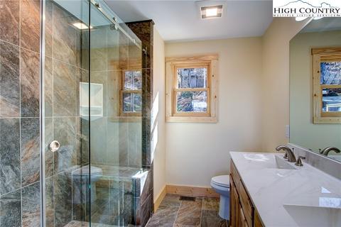 114 Skiview Ln, Beech Mountain, NC 28604 photo 21