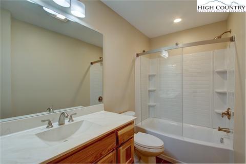 114 Skiview Ln, Beech Mountain, NC 28604 photo 37