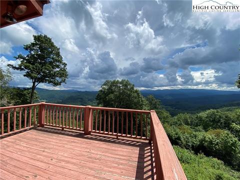 985 Locust Gap Rd, Vilas, NC 28692 photo 11