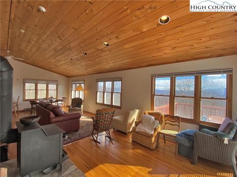 985 Locust Gap Rd, Vilas, NC 28692 photo 15