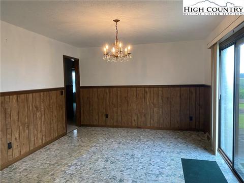 286 Barrett Rd, Ennice, NC 28623 photo 9