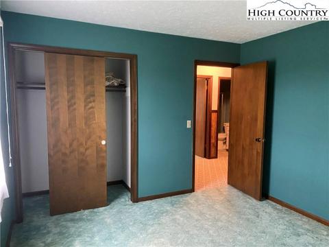 286 Barrett Rd, Ennice, NC 28623 photo 16