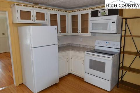 237 Duncan St, Sparta, NC 28675 photo 16