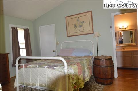 237 Duncan St, Sparta, NC 28675 photo 20