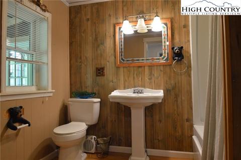 237 Duncan St, Sparta, NC 28675 photo 23
