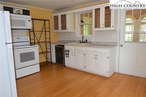 237 Duncan St, Sparta, NC 28675 photo 15