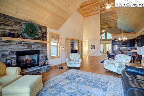111 Boca Ridge Rd, Boone, NC 28607 photo 5