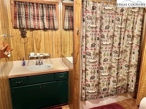 103 Cherry Ln, Deep Gap, NC 28618 photo 18