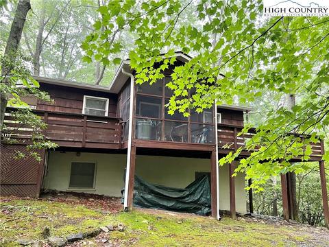 103 Cherry Ln, Deep Gap, NC 28618 photo 3