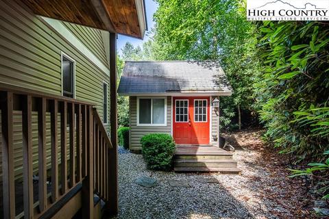 79 Pine Loop, Newland, NC 28657 photo 44