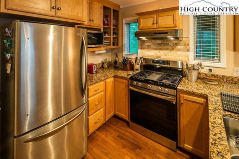 79 Pine Loop, Newland, NC 28657 photo 20