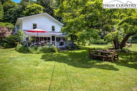 325 Joe Shoemaker Rd, Vilas, NC 28692 photo 4