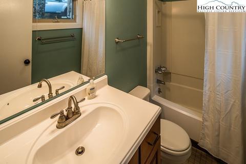 101 Courtside Ln #A-3, Beech Mountain, NC 28604 photo 14
