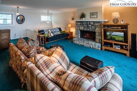 101 Courtside Ln #A-3, Beech Mountain, NC 28604 photo 4