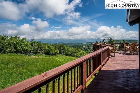 139 Skiloft Rd, Beech Mountain, NC 28604 photo 3