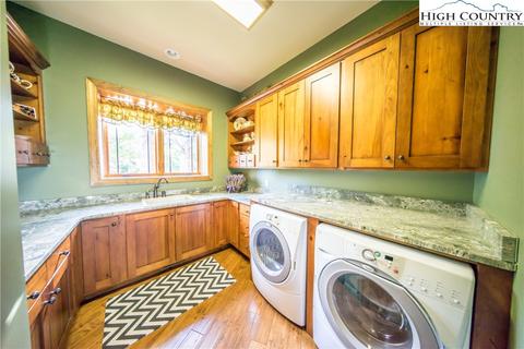 282 Ledgestone Ln, Boone, NC 28607 photo 9