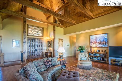 282 Ledgestone Ln, Boone, NC 28607 photo 3