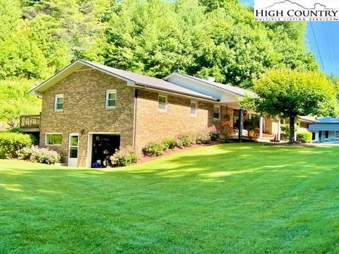 191 Welch Rd, Lansing, NC 28643 photo 1