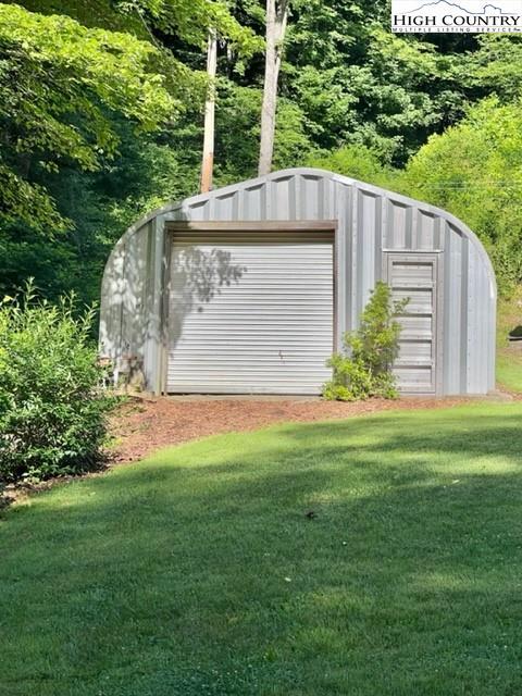 191 Welch Rd, Lansing, NC 28643 photo 3