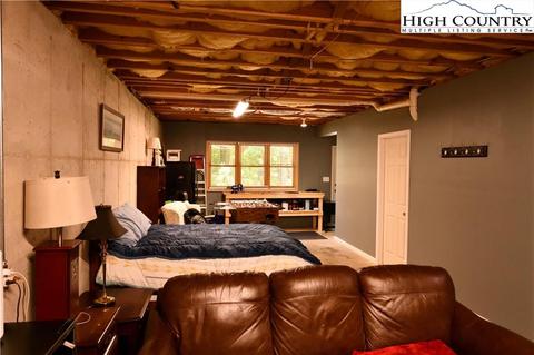 21 Maple Leaf Ln, Glade Valley, NC 28627 photo 36