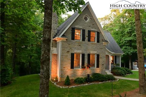 21 Maple Leaf Ln, Glade Valley, NC 28627 photo 2